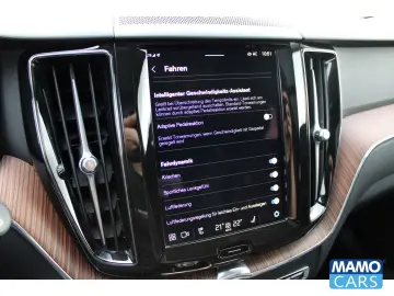 VOLVO XC60 T8 AWD Plus Bright Recharge 360CAM ACC PANO