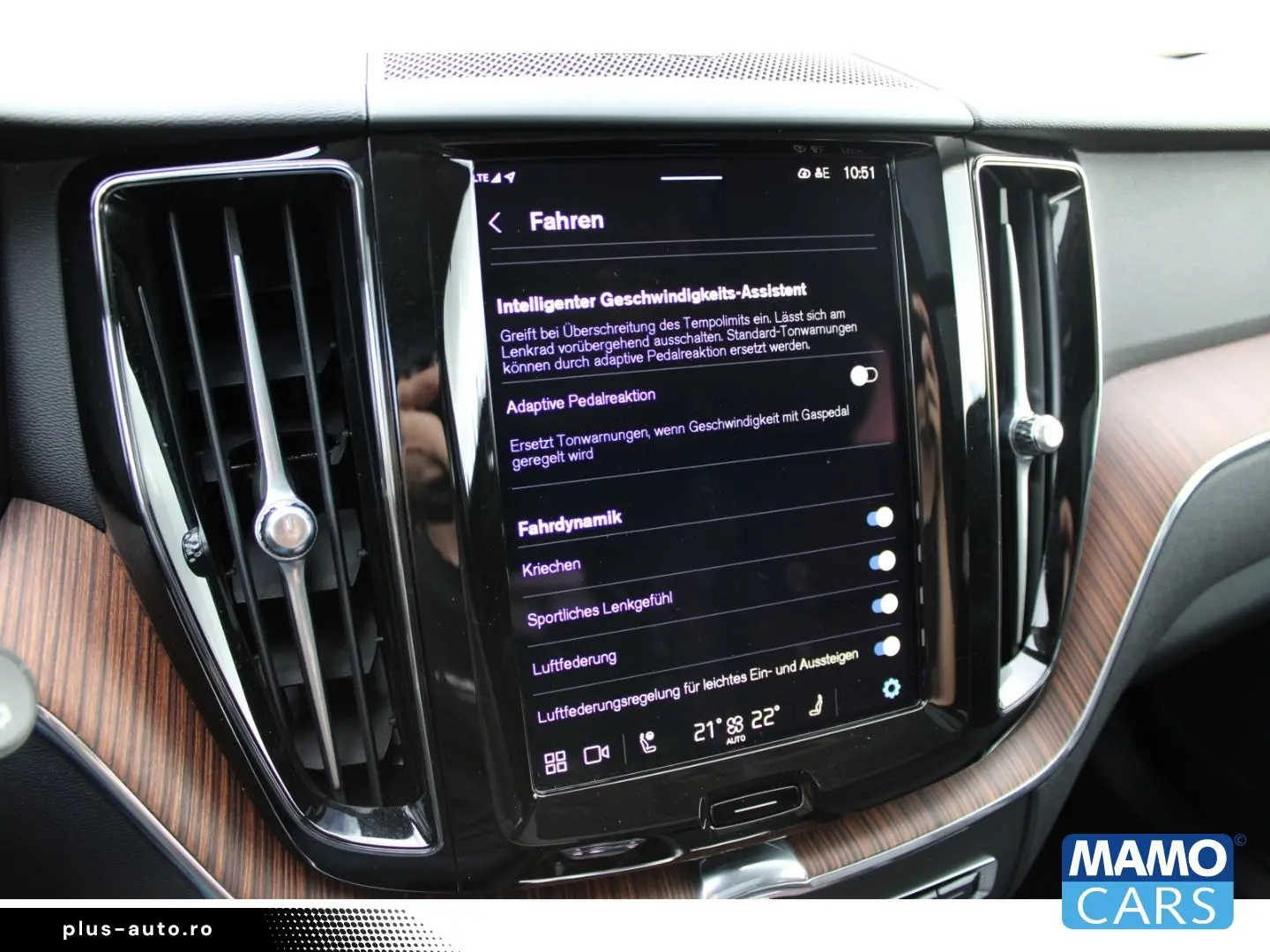 VOLVO XC60 T8 AWD Plus Bright Recharge 360CAM ACC PANO