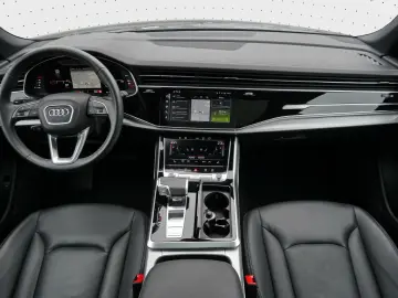 AUDI Q8 50 TDI quattro S line AHK HuD Air Pano 360