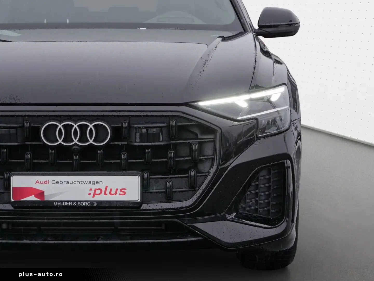 AUDI Q8 50 TDI qu. AHK Matrix Panorama Air HuD Sound