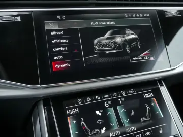 AUDI Q8 50 TDI qu. AHK Matrix Panorama Air HuD Sound