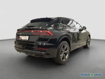 AUDI Q8 S line 50 TDI Pano AHK HUD Matrix RFK ACC