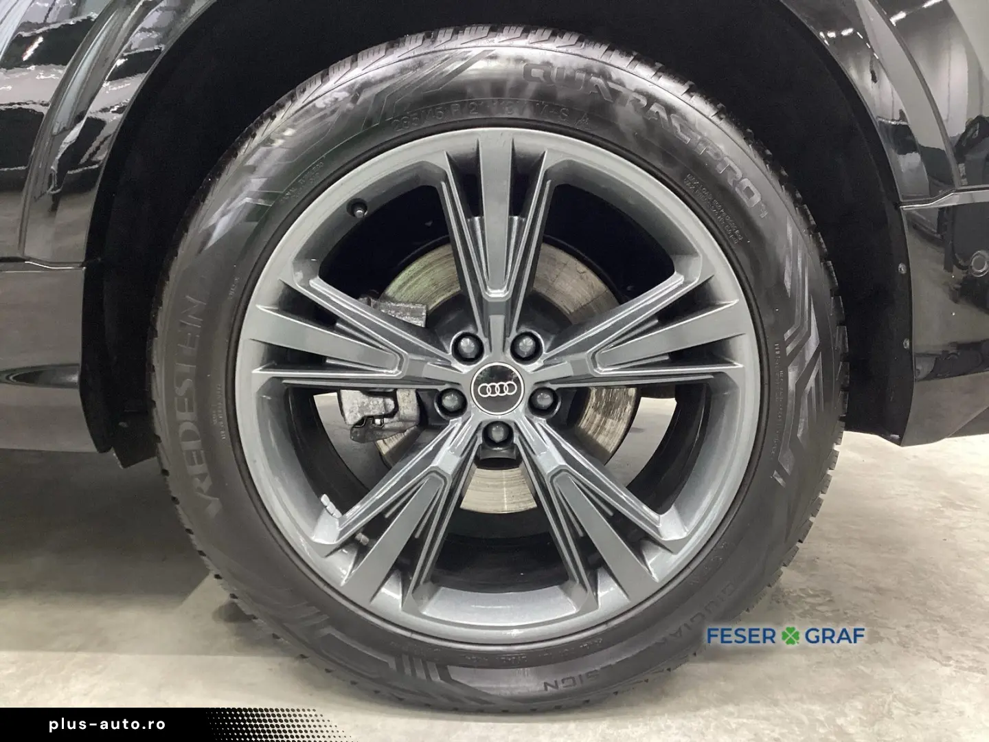 AUDI Q8 S line 50 TDI Pano AHK HUD Matrix RFK ACC