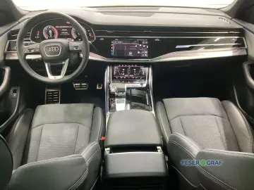 AUDI Q8 S line 50 TDI Pano AHK HUD Matrix RFK ACC