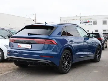 AUDI Q8 50 TDI quattro S line LM22 HD Matrix HuD AHK