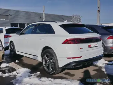 AUDI Q8 50 TDI qu. 2x S line AHK Matrix Navi Pano 21