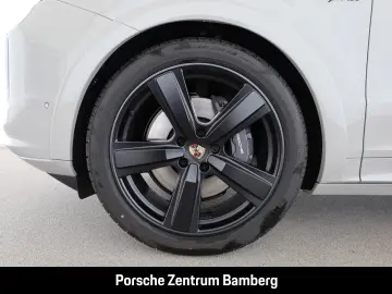 PORSCHE Cayenne E-Hybrid Co.  Matrix  BOSE  Sport Design
