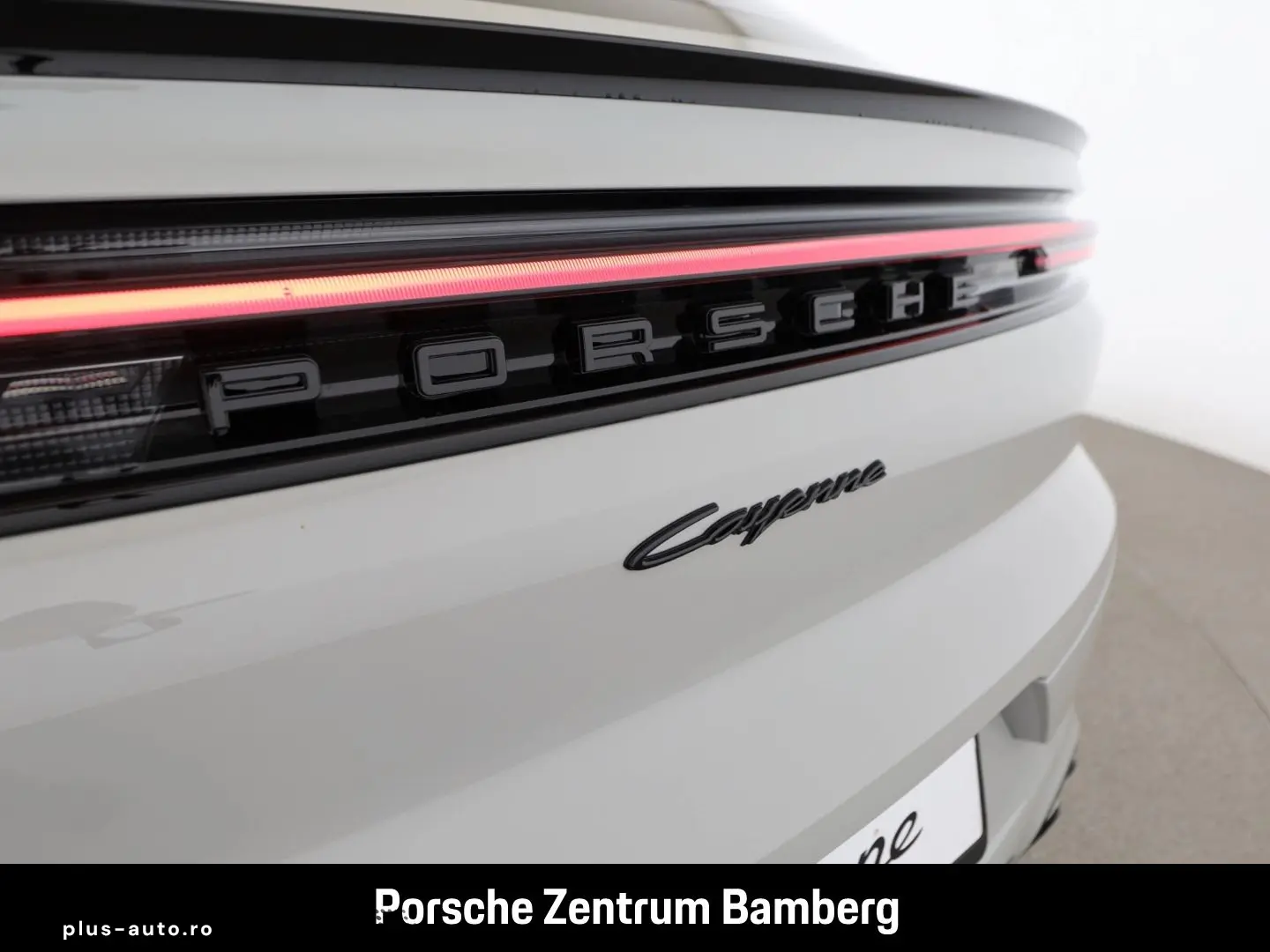 PORSCHE Cayenne E-Hybrid Co.  Matrix  BOSE  Sport Design