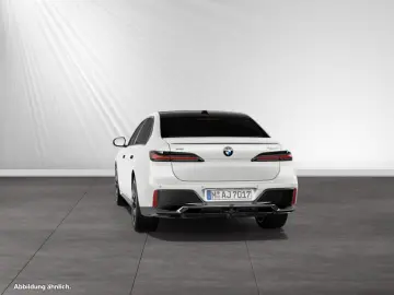 BMW 740d xDrive M Sport Pro AHK Standhzg. B&W