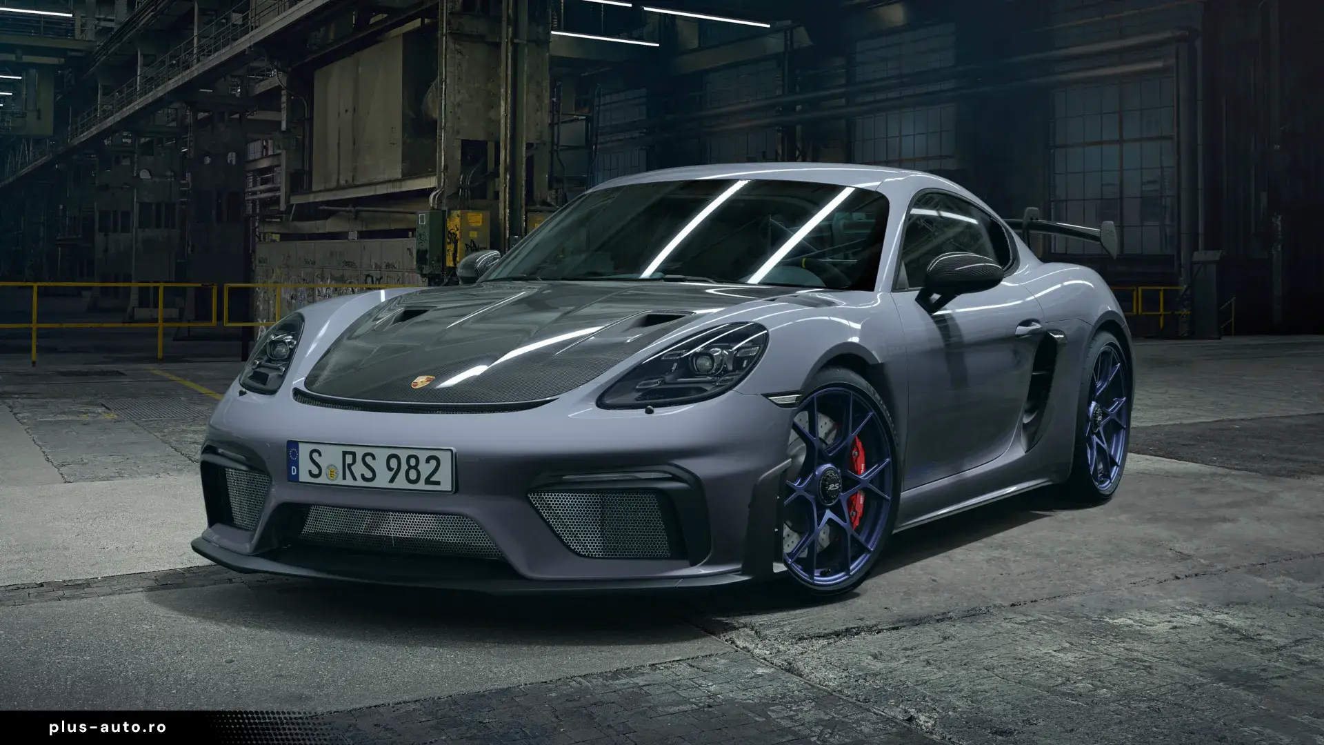 Porsche 718 Cayman GT4 RS