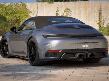 Porsche 911 Carrera 4 GTS Cabriolet