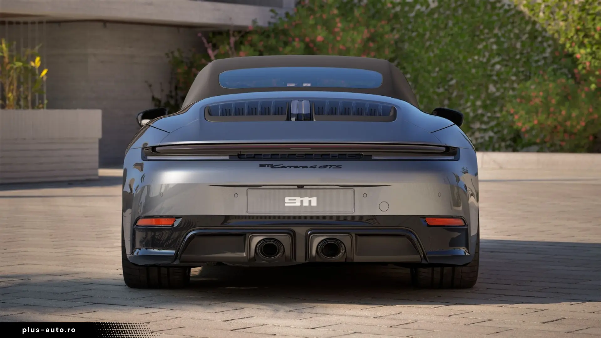 Porsche 911 Carrera 4 GTS Cabriolet