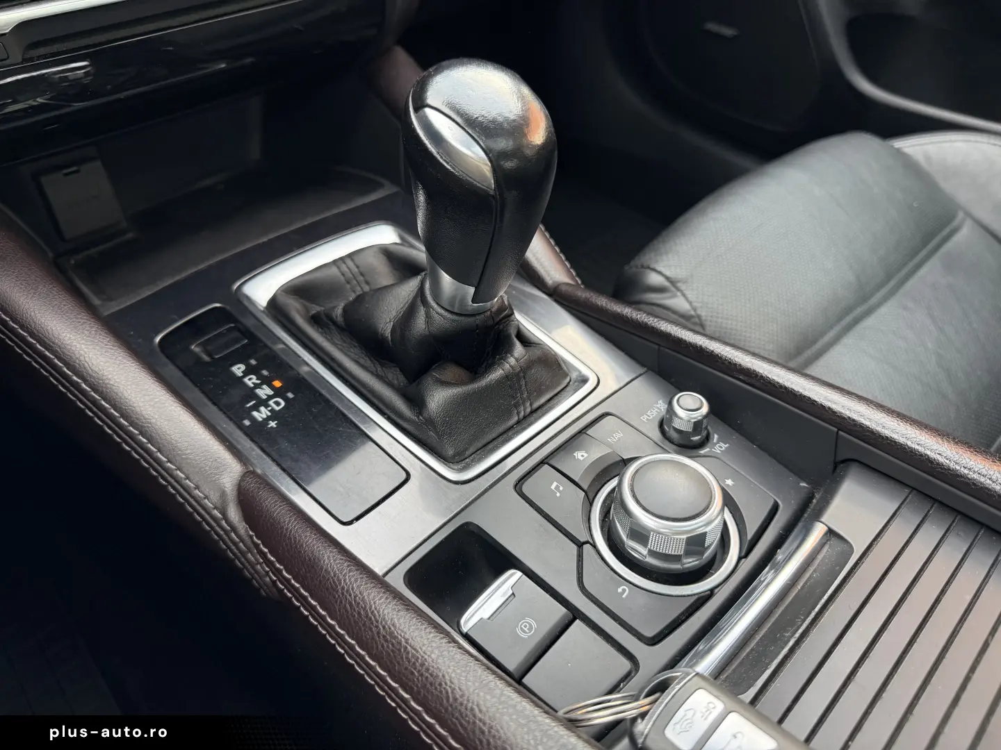 8000e avans 6000e în 3 luni