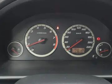 HONDA CR-V 2.0i 4x4 - 150 CP