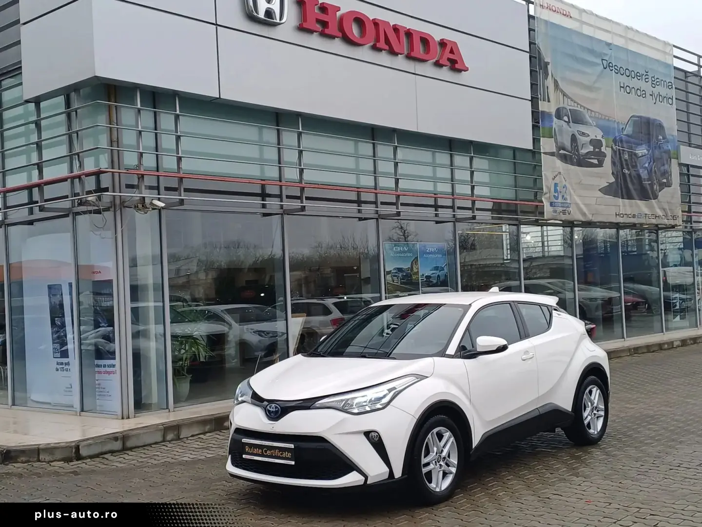 Toyota C-HR 1.8 Hybrid 122 CP 4x2 Center