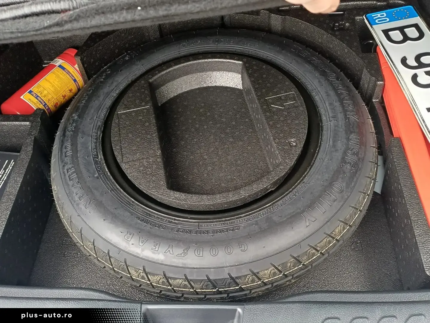 Toyota C-HR 1.8 Hybrid 122 CP 4x2 Center