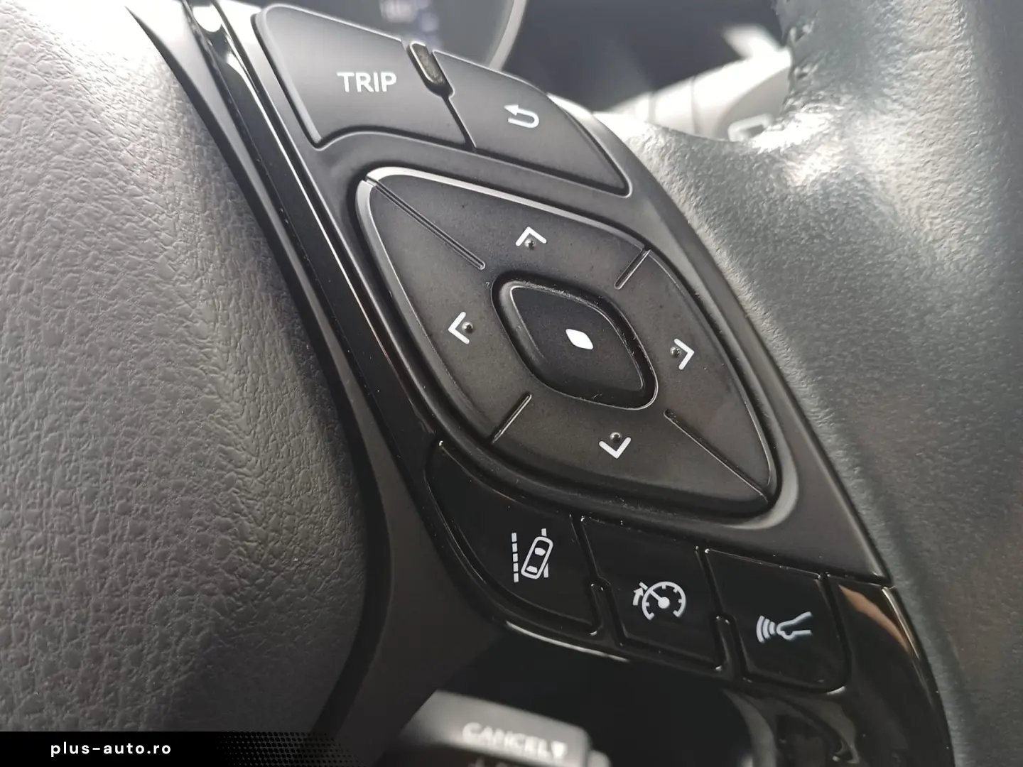 Toyota C-HR 1.8 Hybrid 122 CP 4x2 Center