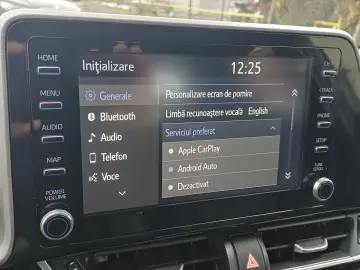 Toyota C-HR 1.8 Hybrid 122 CP 4x2 Center