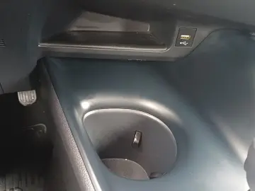 Toyota C-HR 1.8 Hybrid 122 CP 4x2 Center