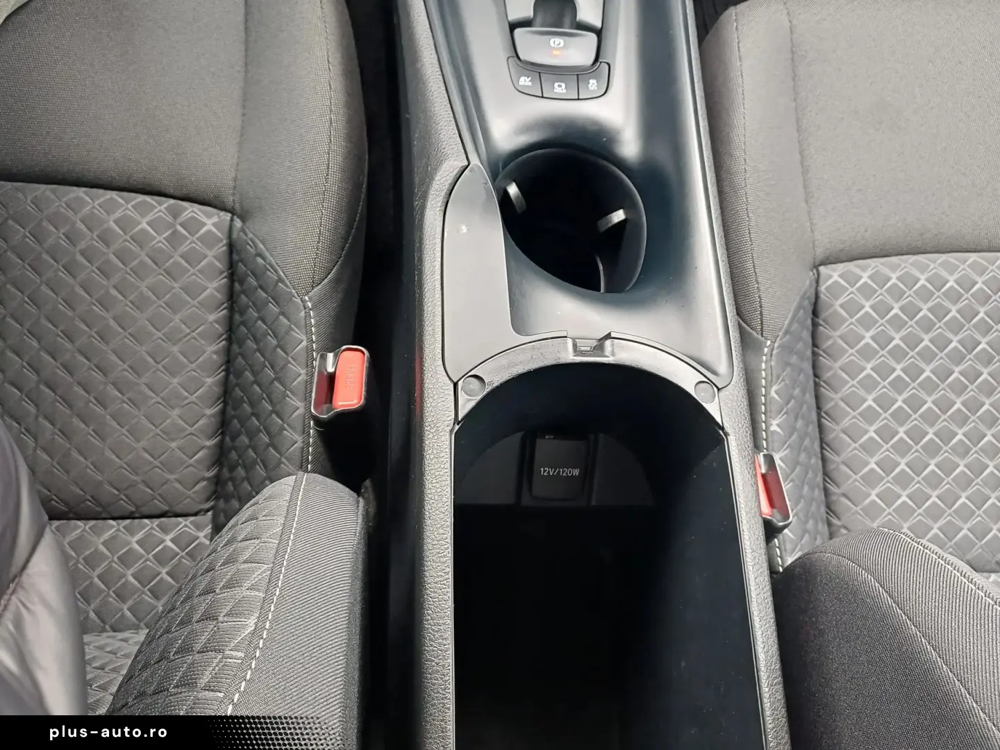 Toyota C-HR 1.8 Hybrid 122 CP 4x2 Center