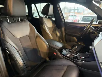 BMW X3 xDrive 20 d M Sport AHK 360 Head-Up Virtuell