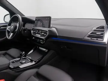 BMW X3 xD30d M Sport Kamera DAB FernlichtAss 20Zoll