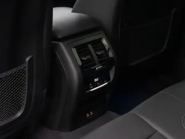 BMW X3 xD30d M Sport Kamera DAB FernlichtAss 20Zoll