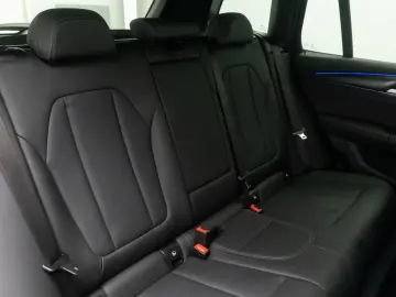 BMW X3 xD30d M Sport Kamera DAB FernlichtAss 20Zoll