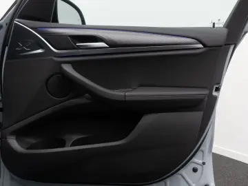 BMW X3 xD30d M Sport Kamera DAB FernlichtAss 20Zoll