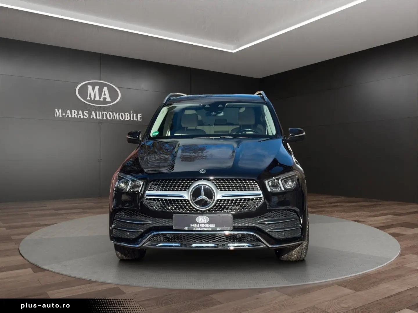 MERCEDES-BENZ GLE 400 d 4Matic 7Sitzer AMG Pano Head-Up AHK