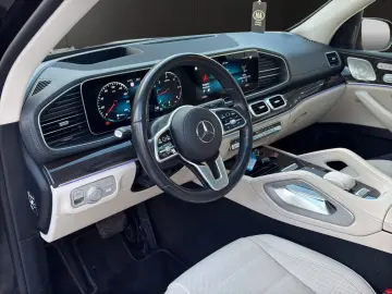 MERCEDES-BENZ GLE 400 d 4Matic 7Sitzer AMG Pano Head-Up AHK