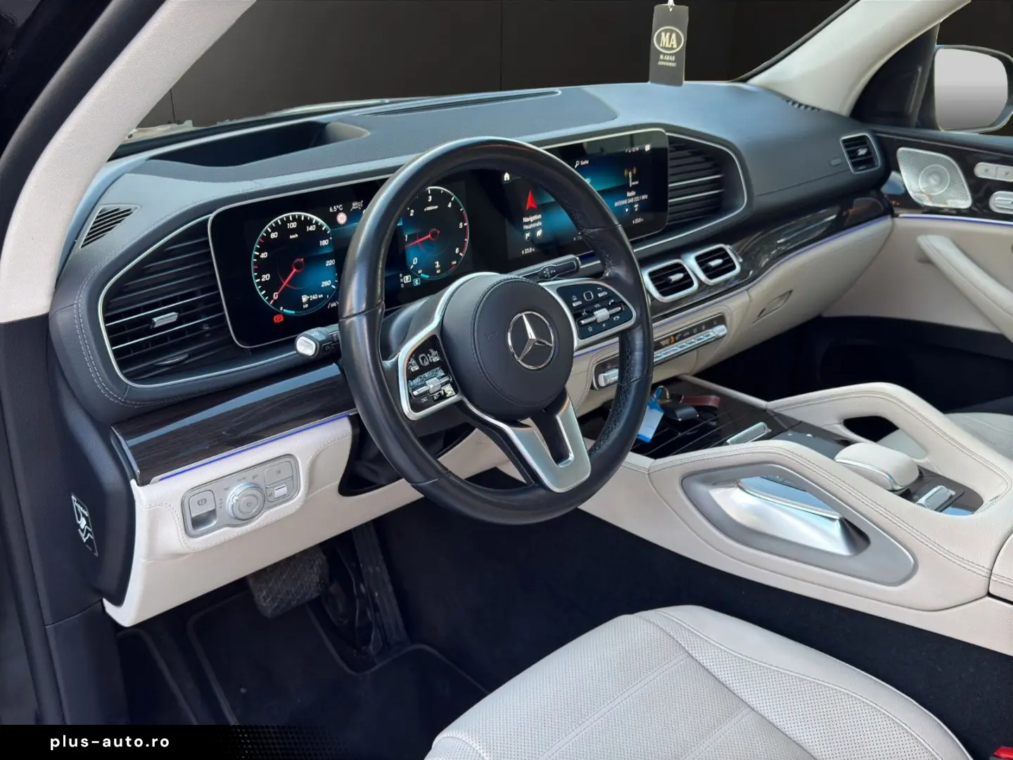 MERCEDES-BENZ GLE 400 d 4Matic 7Sitzer AMG Pano Head-Up AHK