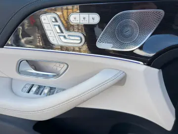 MERCEDES-BENZ GLE 400 d 4Matic 7Sitzer AMG Pano Head-Up AHK