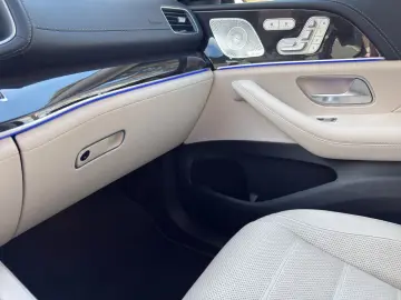 MERCEDES-BENZ GLE 400 d 4Matic 7Sitzer AMG Pano Head-Up AHK