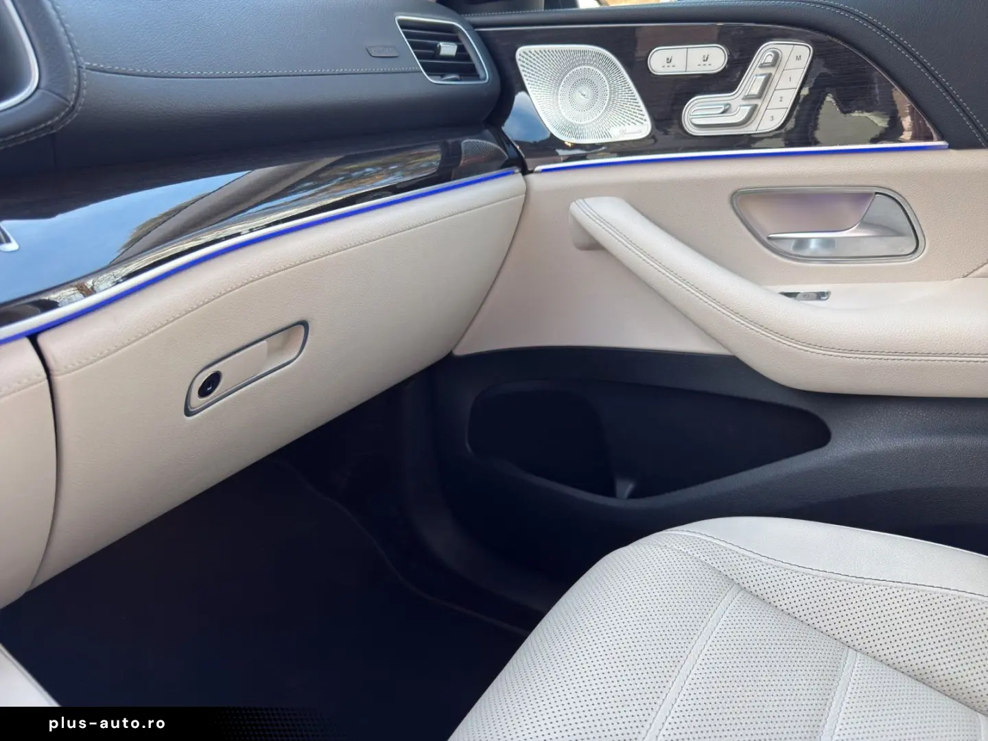 MERCEDES-BENZ GLE 400 d 4Matic 7Sitzer AMG Pano Head-Up AHK