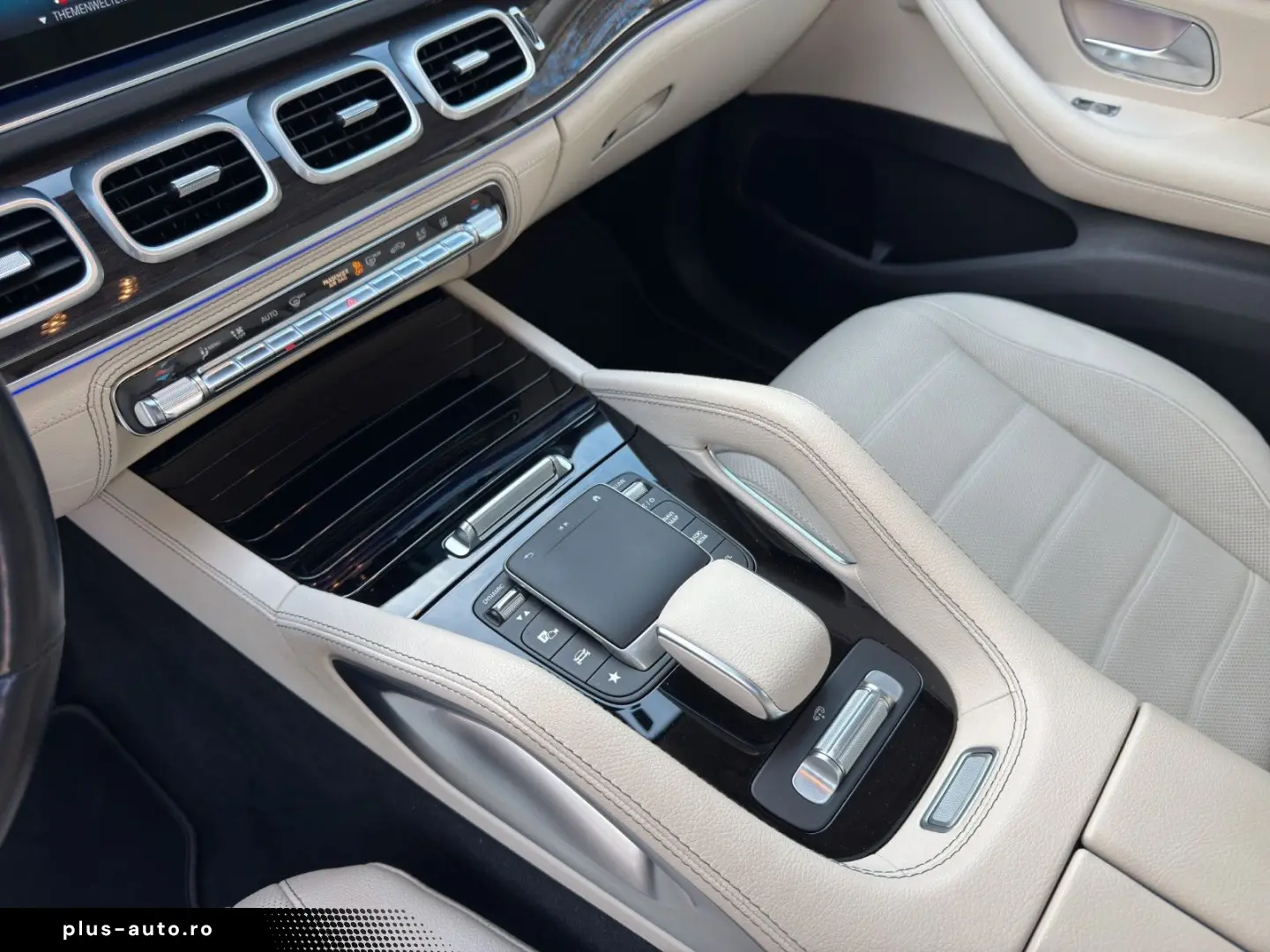 MERCEDES-BENZ GLE 400 d 4Matic 7Sitzer AMG Pano Head-Up AHK