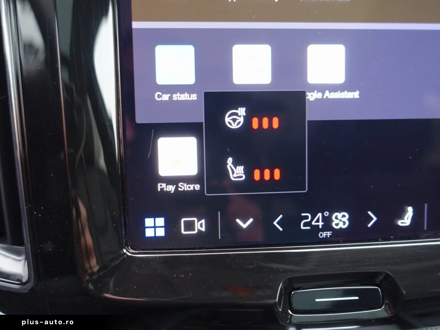 VOLVO XC60 Plus Dark T6 AWD Plug-in 360  Pano H&K