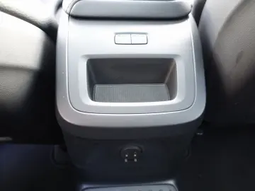 VOLVO XC60 Plus Dark T6 AWD Plug-in  360  H&K Pano