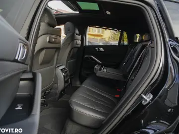 BMW X6 xDrive40i AT MHEV