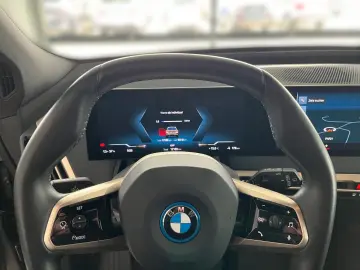 BMW iX 40 xDrive Sportpaket Edition Excellence 22Z
