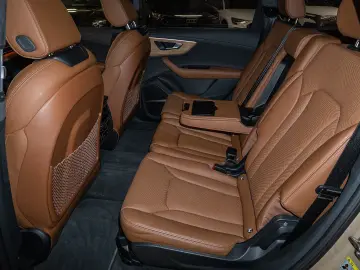 AUDI Q7 55 TFSI S line quattro S tronic (Pano AHK Luf