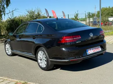 VOLKSWAGEN  PASSAT B8