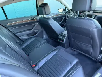 VOLKSWAGEN  PASSAT B8