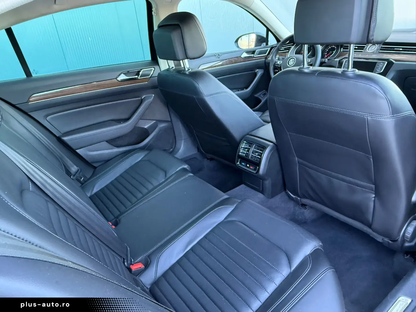 VOLKSWAGEN  PASSAT B8