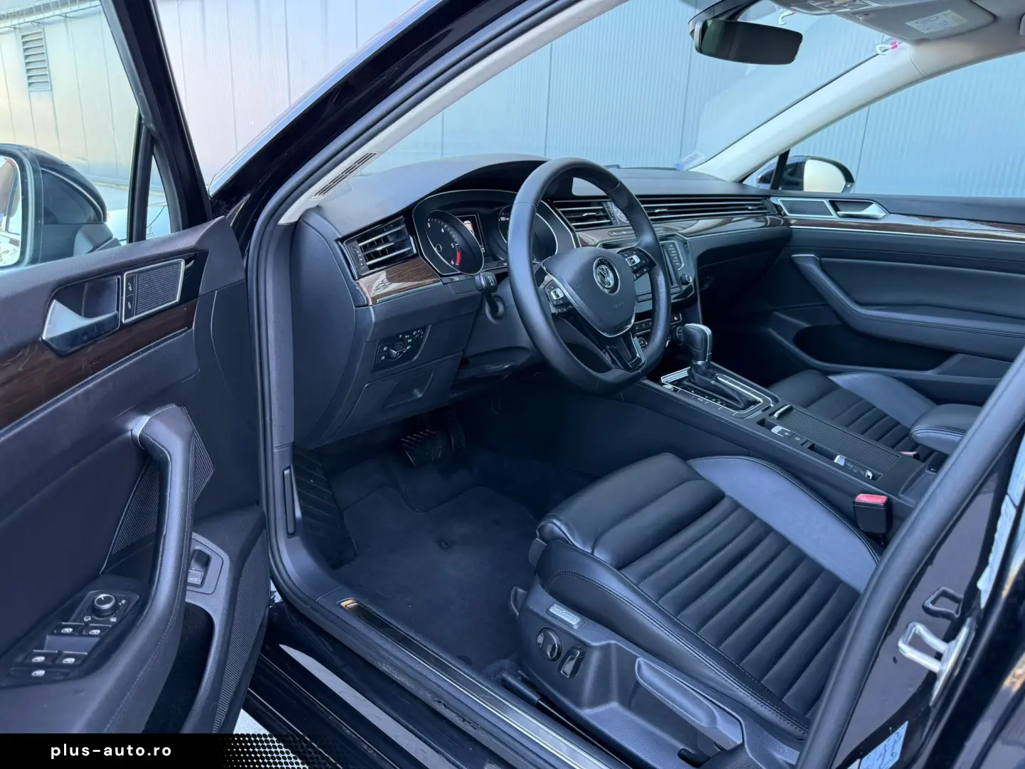 VOLKSWAGEN  PASSAT B8