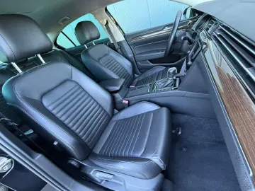 VOLKSWAGEN  PASSAT B8