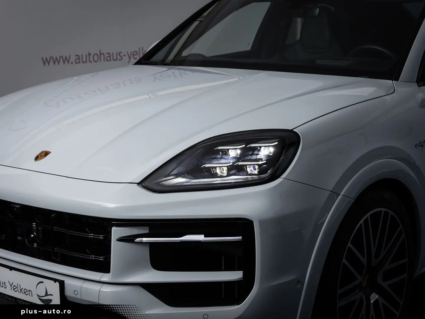 PORSCHE Cayenne Coupe S E-Hybrid SportDesign MATRIX