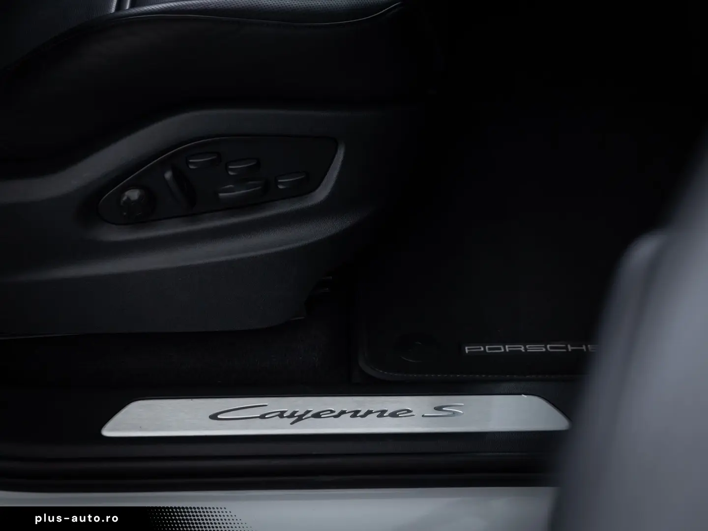 PORSCHE Cayenne Coupe S E-Hybrid SportDesign MATRIX