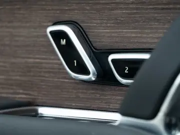 LAND ROVER RANGE ROVER P460 Hybride Belgravia Green Shadowl