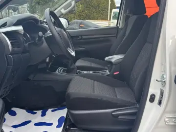 TOYOTA Hilux Double Cab 4x4